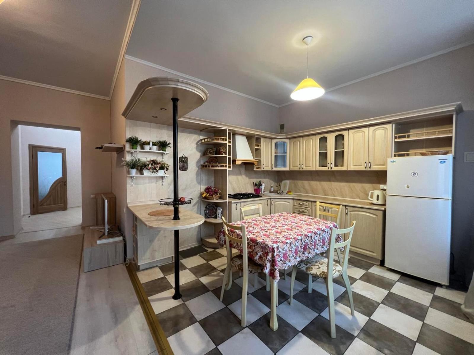 apartment at Lesi Ukrainki Boulevard 14 Kiev Extérieur photo